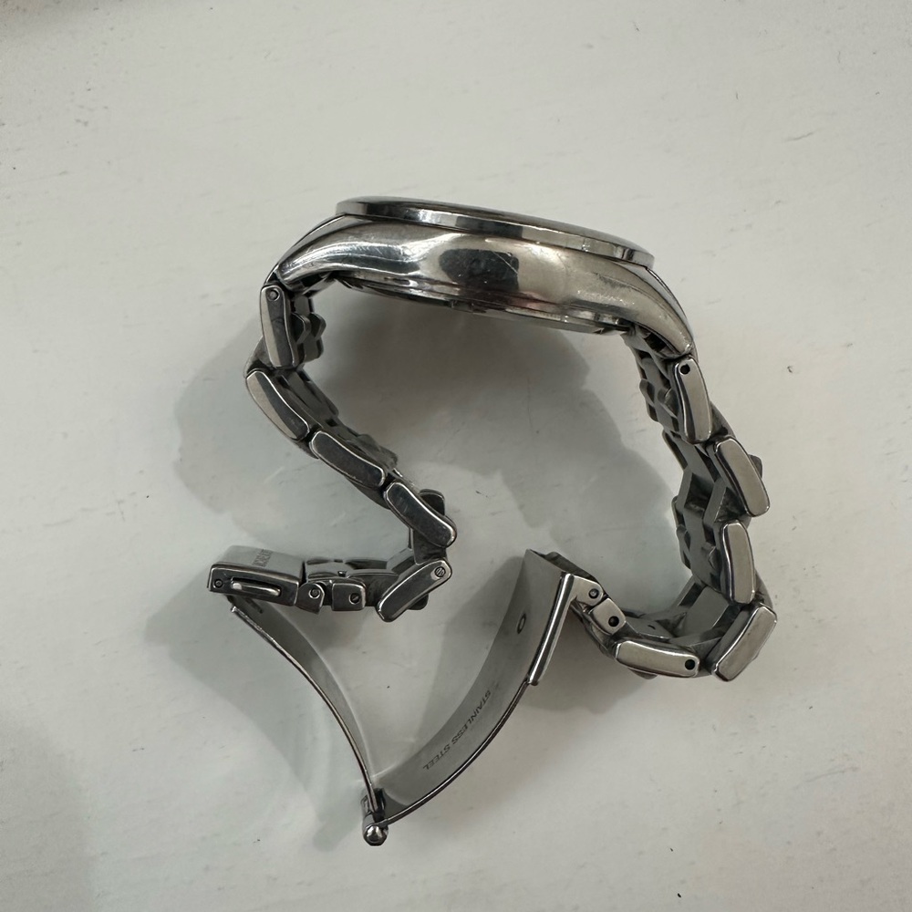 Michael Kors Silver Women's Watch MK5325 - Picture 3 of 6